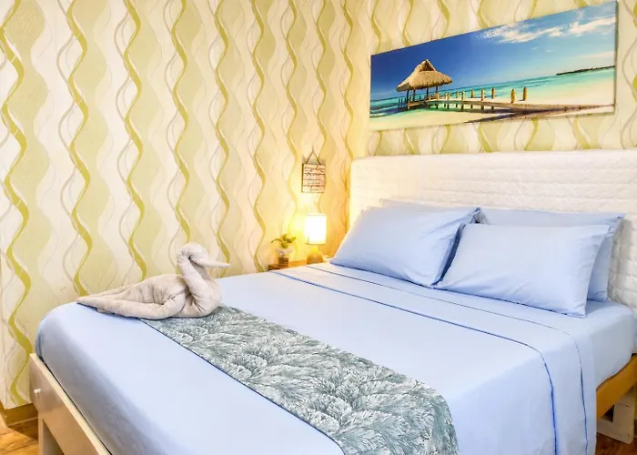 & Fly At Amani Grand Residences 3 Guests 5-min Airport Pool Fast Wifi Netflix *