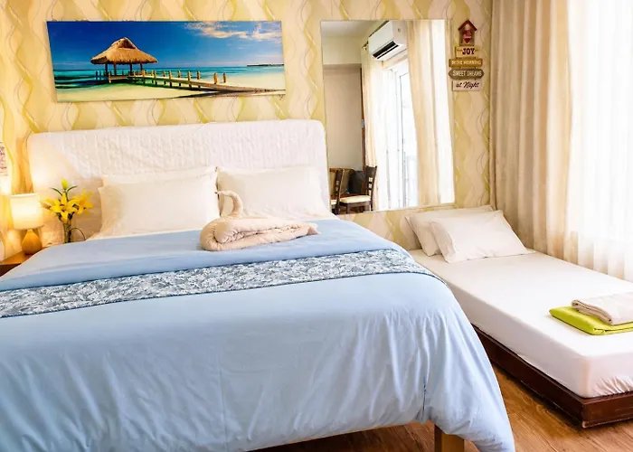 & Fly At Amani Grand Residences 3 Guests 5-min Airport Pool Fast Wifi Netflix アパート マクタン